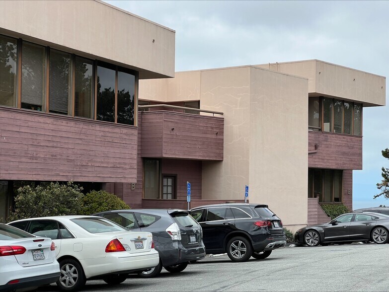 More Photos Of 2511 Garden Rd, Monterey Unknown For Lease