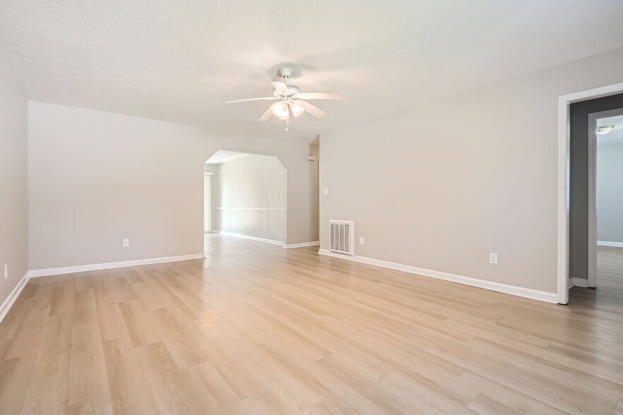 More Photos Of 2638 Fieldstone View Ln SE, Conyers Apartments For Sale