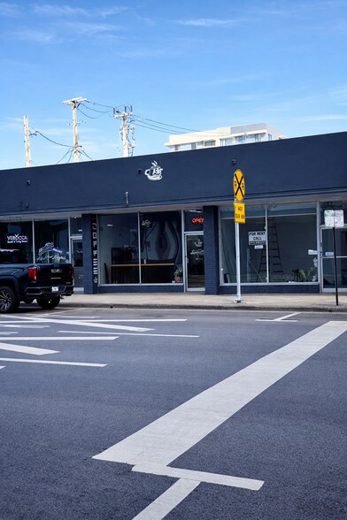 More Photos Of 2029 Tyler St, Hollywood General Retail For Lease