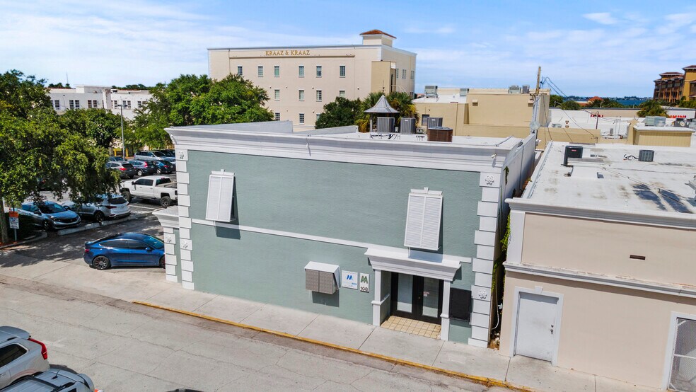 More Photos Of 108 N Depot Dr, Fort Pierce Office Residential For Lease