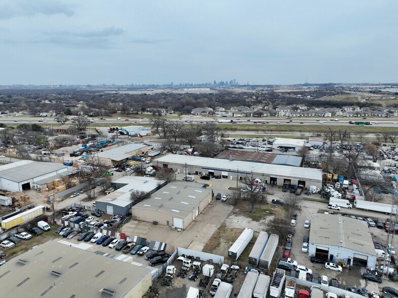 More Photos Of 2119 Quincy St, Dallas Warehouse For Lease