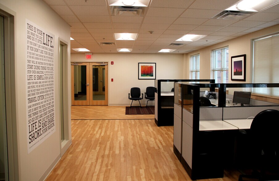 More Photos Of 198 Ayer Rd, Harvard Medical For Lease