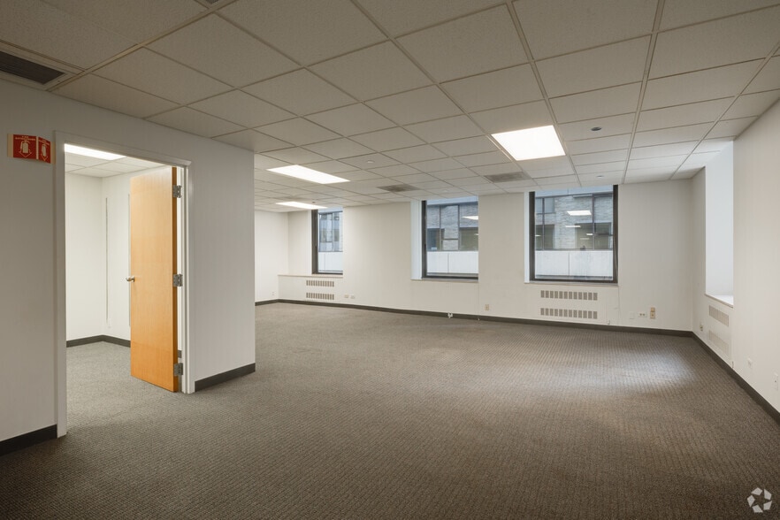 Photo of 13rd Floor Ste 1321