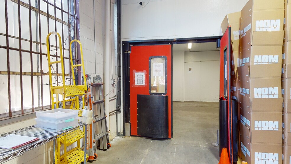 More Photos Of 415 E 10th St, Pittsburg Warehouse For Sale