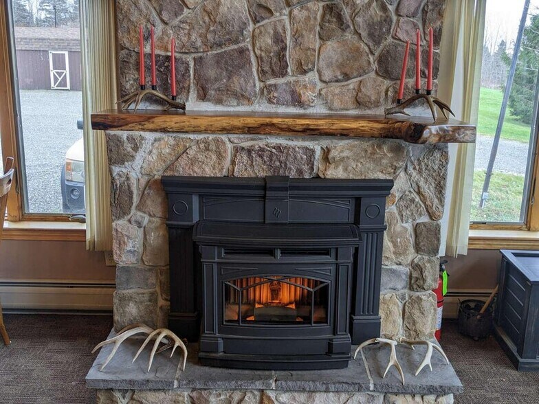 More Photos Of 341 US Route 1, Weston Hotel For Sale