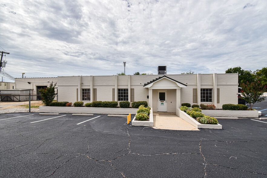 Primary Photo Of 912 29th Ave, Tuscaloosa Warehouse For Sale