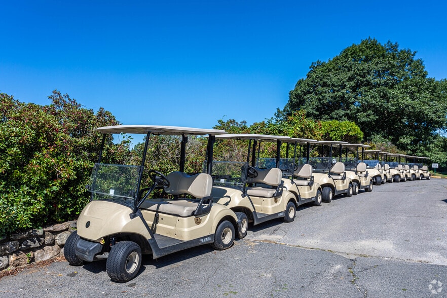 More Photos Of 51 Ellis Rd, Westminster Golf Course Driving Range For Sale