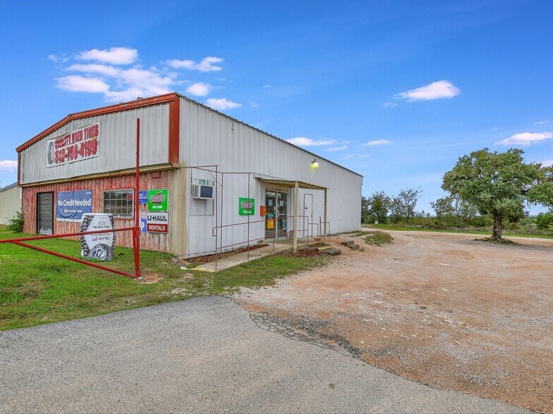 More Photos Of 2791 W State Highway 29, Burnet Auto Repair For Sale