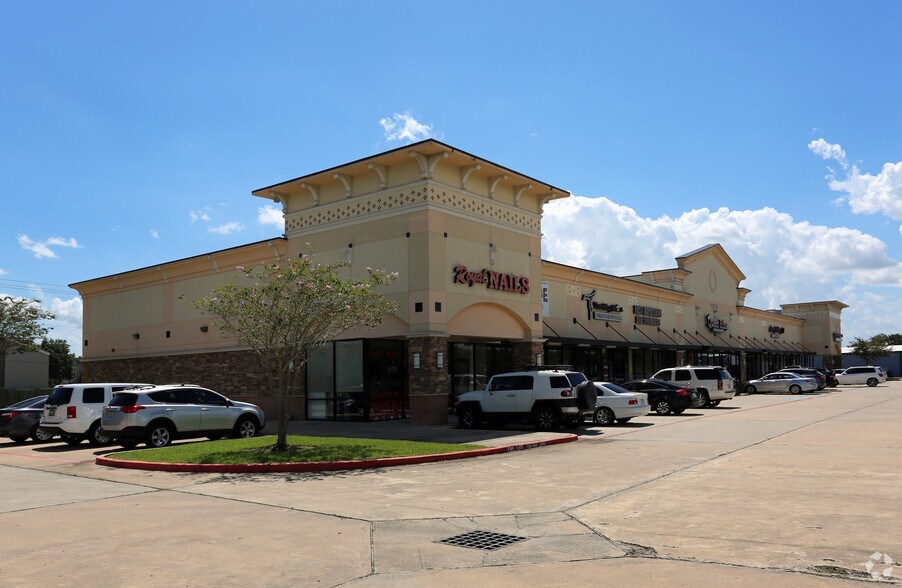 Primary Photo Of 1130 Broadway St, Pearland Unknown For Lease