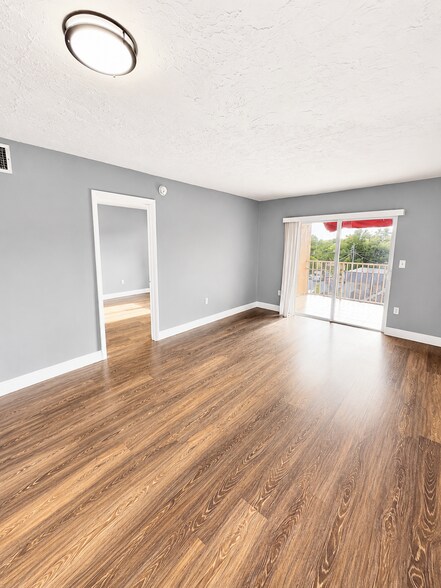 More Photos Of 2400 NW 16th Street Rd, Miami Apartments For Sale