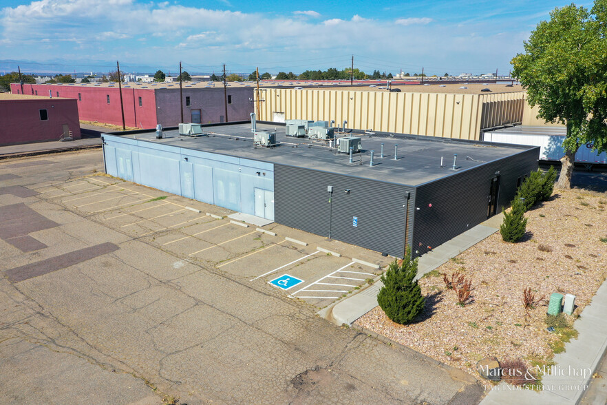 Primary Photo Of 4805 Kingston St, Denver Warehouse For Sale