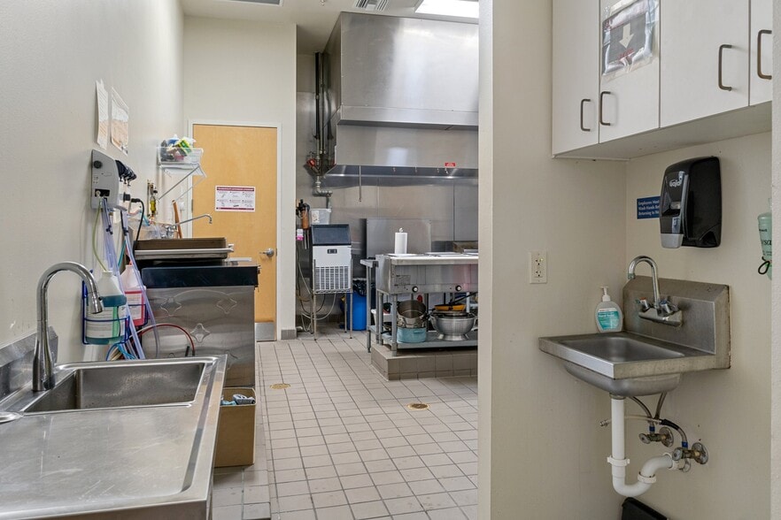 More Photos Of 311 NE 4th Ave, Crystal River Healthcare For Lease