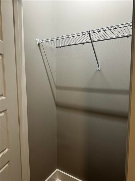 More Photos Of 1327 Park St, Bowling Green Apartments For Sale