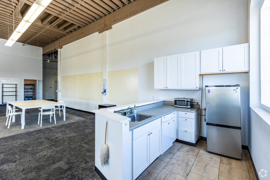 More Photos Of 550 15th St, San Francisco Office For Lease