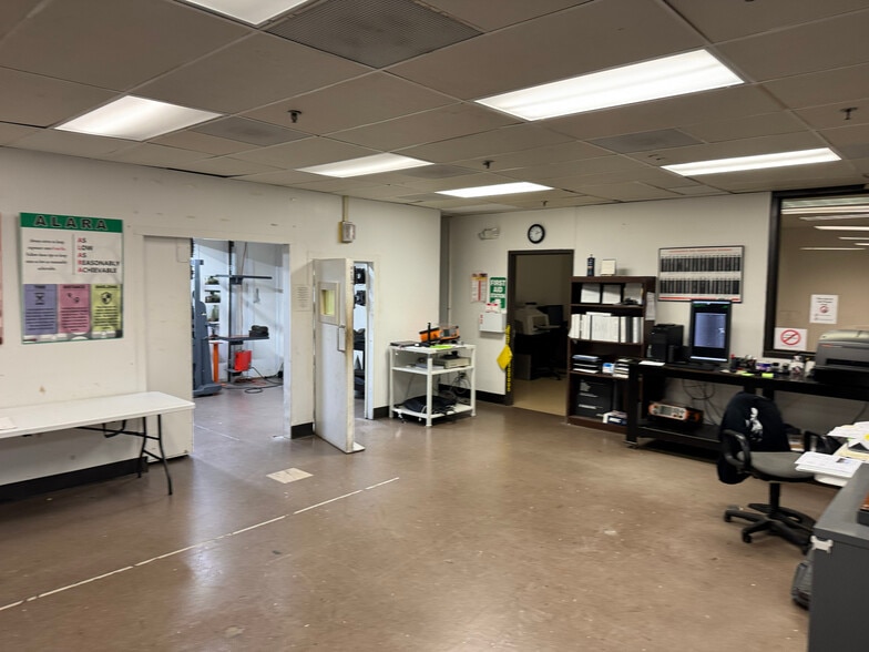 More Photos Of 550 Commerce Park Dr SE, Marietta Light Distribution For Sale