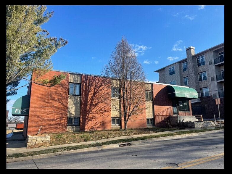 Primary Photo Of 541-545 31st St, Des Moines Office For Lease