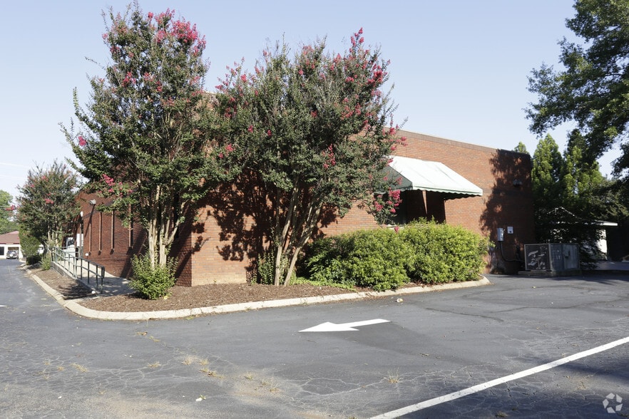 More Photos Of 225 E Blackstock Rd, Spartanburg Medical For Lease