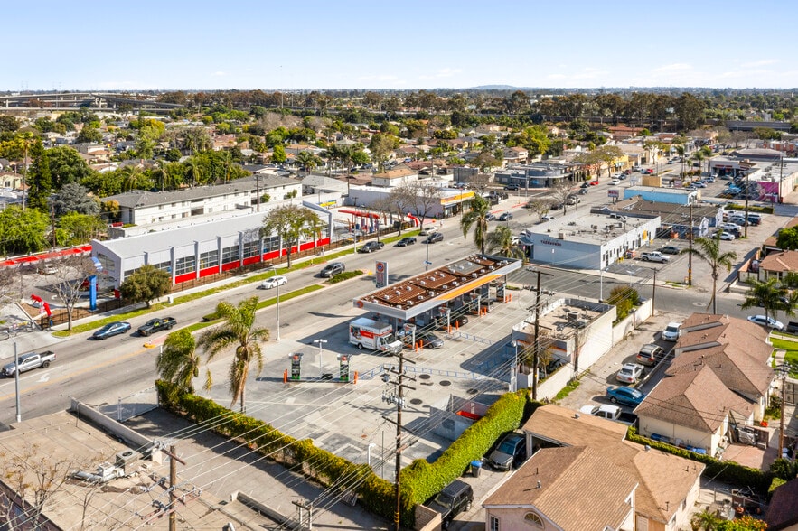 More Photos Of 11515 Atlantic Ave, Lynwood Service Station For Sale