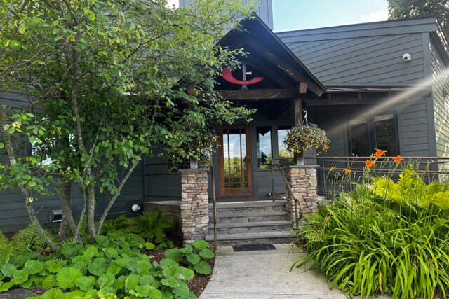 More Photos Of 478 Blair Park Rd, Williston Office For Sale