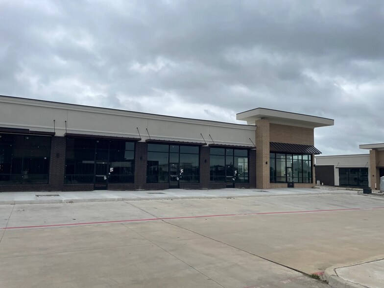 More Photos Of 12997 Main St, Frisco Storefront Retail Office For Lease