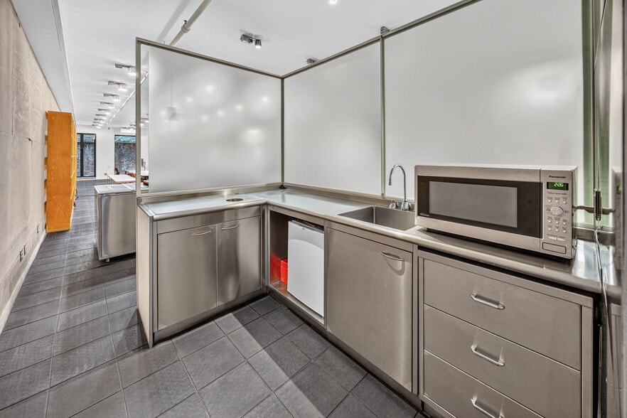 More Photos Of 37 Greene St, New York Apartments For Sale