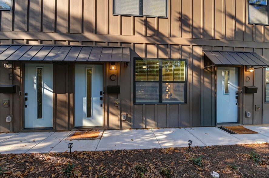 More Photos Of 816 Shull St, West Columbia Apartments For Sale