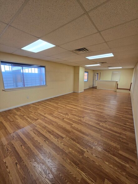More Photos Of 3901 N Stowe Ave, Odessa Industrial For Lease