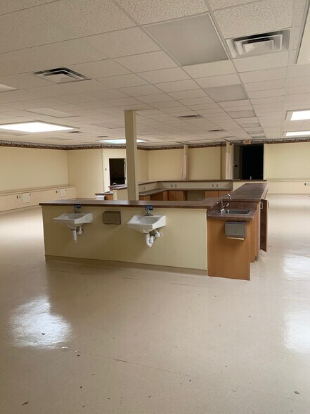 More Photos Of 112 W Main St, Homer Self Storage For Lease