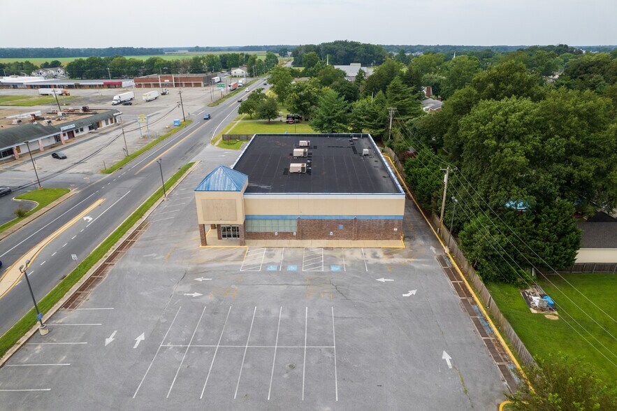 More Photos Of 701 Atlanta Rd, Seaford Freestanding For Lease