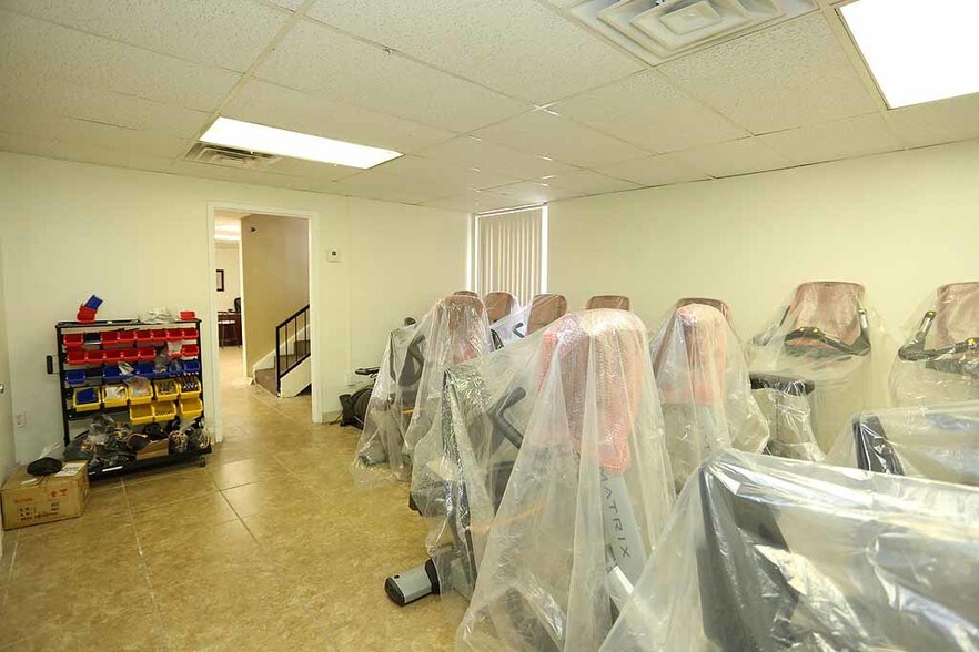 More Photos Of 4023 W Oquendo Rd, Las Vegas Warehouse For Sale