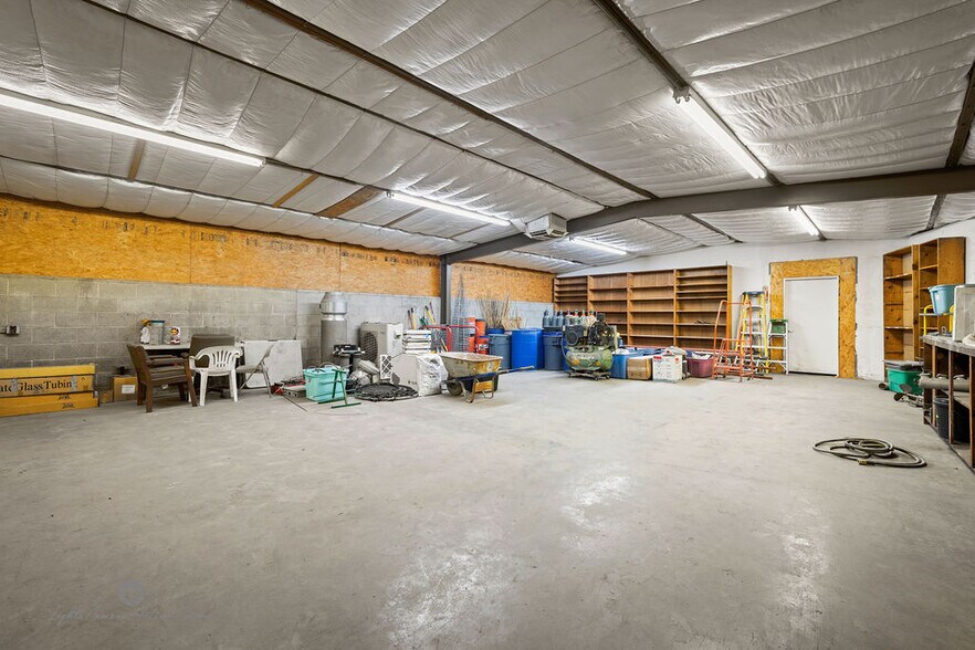 More Photos Of 200 E 19th St, Bakersfield Manufacturing For Sale