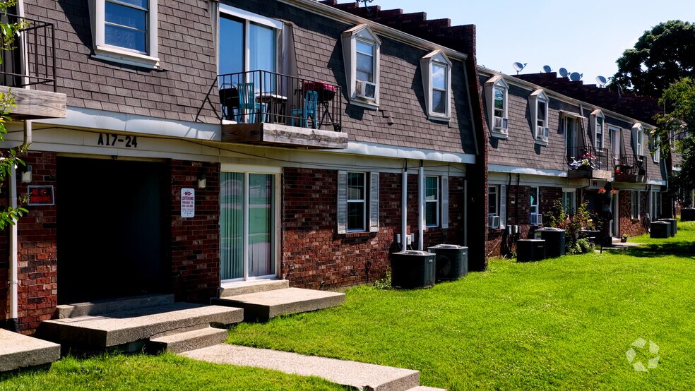 More Photos Of 2223 Devonport Dr, Lexington Apartments For Sale