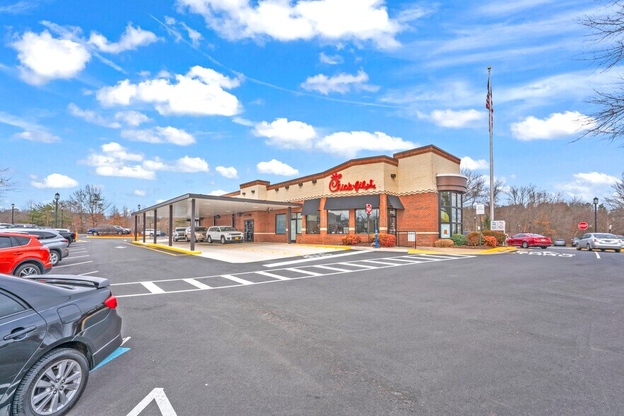 More Photos Of 9900 Southpoint Pky, Fredericksburg Fast Food For Sale