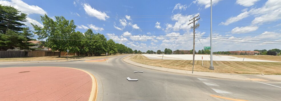 More Photos Of Maryland @ Walnut Lawn, Springfield Land For Sale