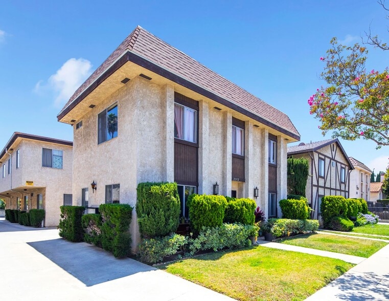 More Photos Of 2212 Larch St, Alhambra Apartments For Sale