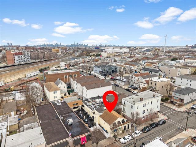 More Photos Of 31 Cottage St, Bayonne Restaurant For Sale