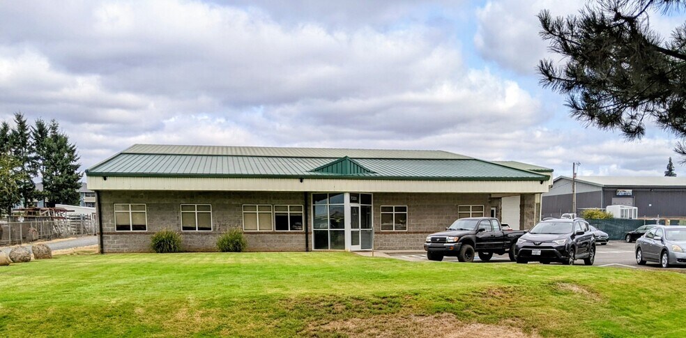 More Photos Of 7320 NE St Johns Rd, Vancouver Distribution For Lease