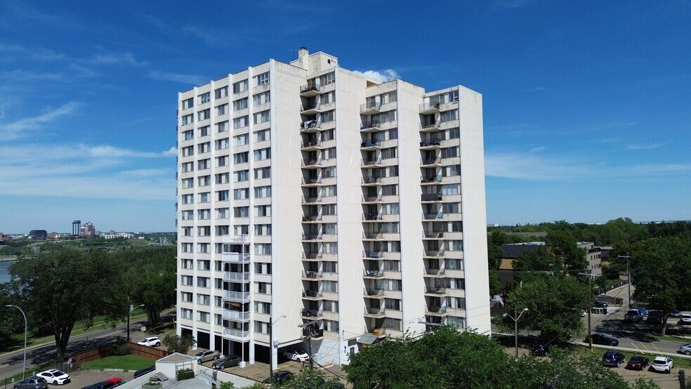 More Photos Of 10101 Saskatchewan Dr NW, Edmonton Apartments For Sale