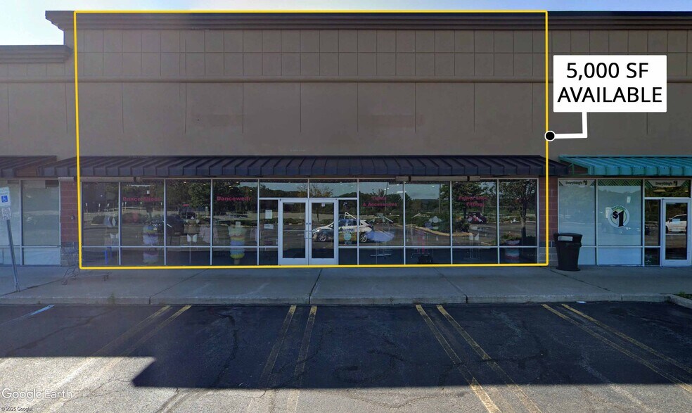 More Photos Of 61 International Dr S, Budd Lake Storefront For Lease