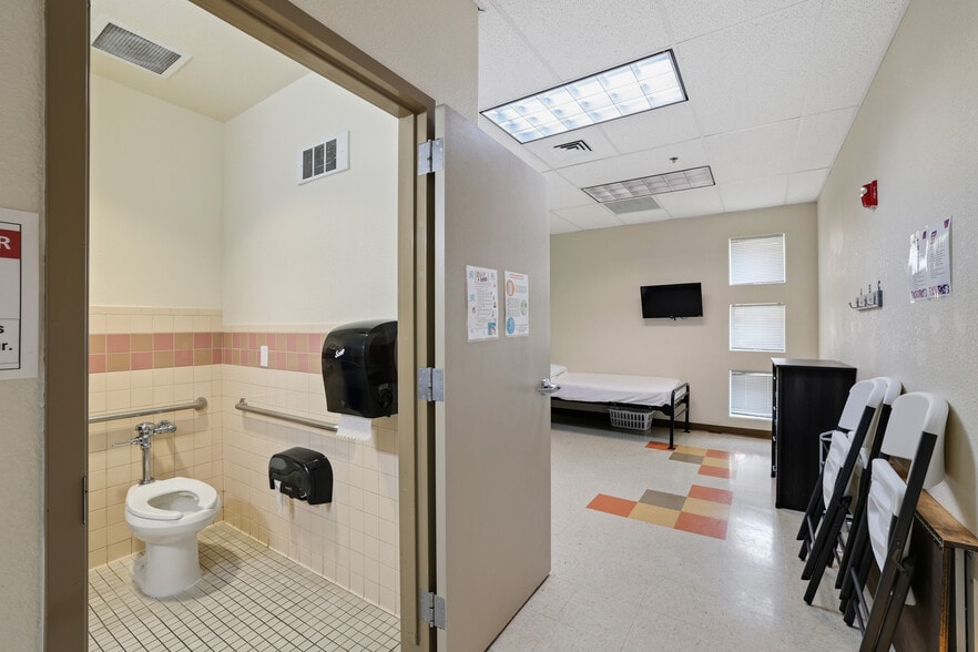 More Photos Of 5101 N Jackson Rd, McAllen Rehabilitation Center For Sale