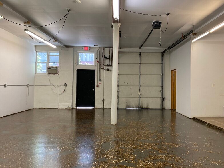 More Photos Of 1333 Lee St, Philadelphia General Retail For Lease