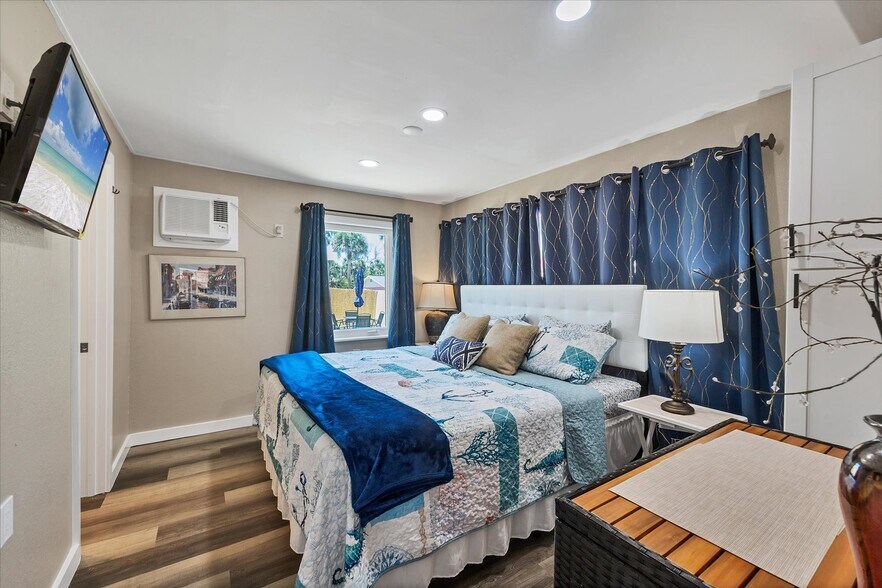 More Photos Of 115 Friendship Ln, Englewood Apartments For Sale
