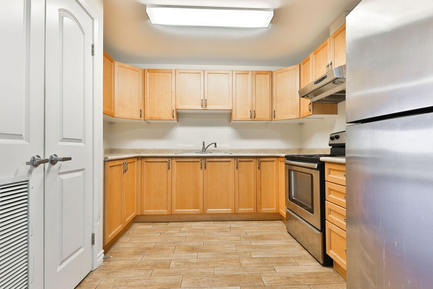 More Photos Of 1489 Upper Gage Av, Hamilton Apartments For Sale