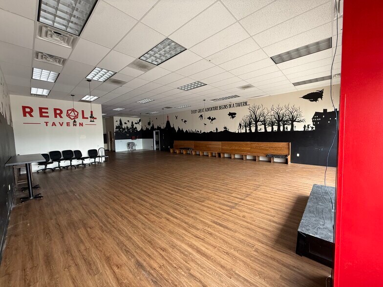 More Photos Of Armour, North Kansas City Unknown For Lease