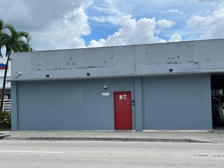 More Photos Of 2195 NW 27th Ave, Miami Freestanding For Sale