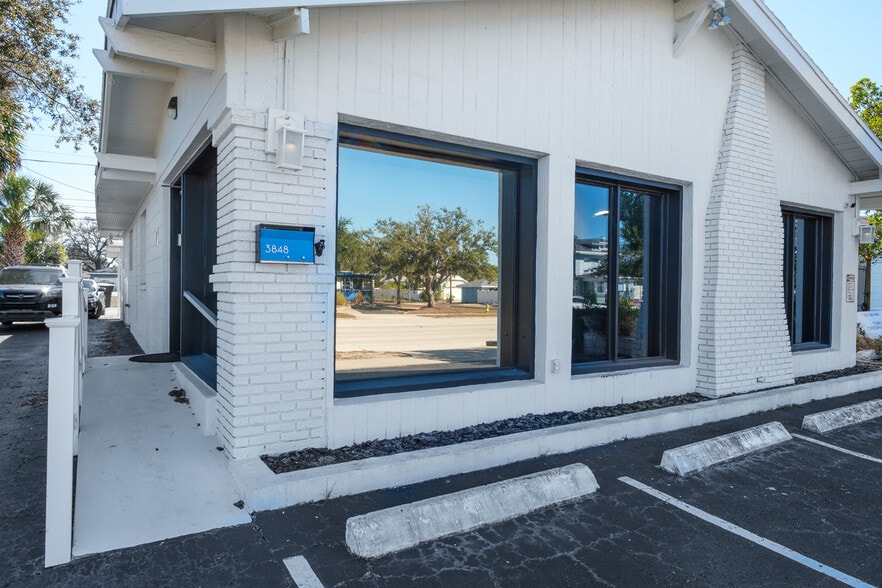 More Photos Of 3848 Central Ave, Saint Petersburg Office For Lease