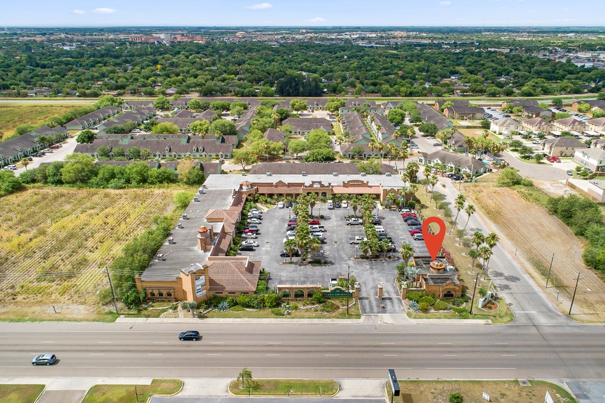 More Photos Of 1906 E Tyler Ave, Harlingen Loft Creative Space For Sale