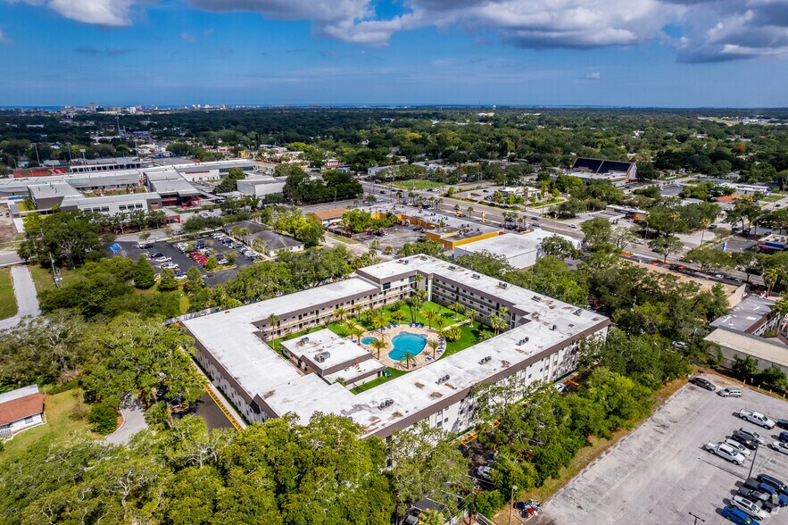 More Photos Of 2025 Rogers St, Clearwater Apartments For Sale