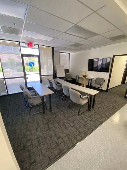 More Photos Of 365 Woodview Ave, Morgan Hill Warehouse For Lease