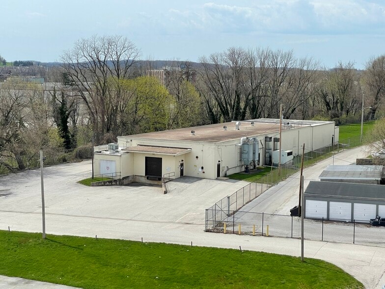 Primary Photo Of 610 W Church Ave, York Flex For Lease